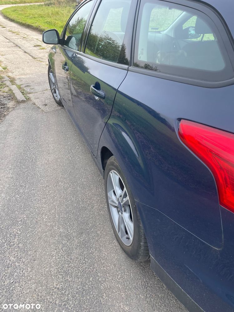 Ford Focus 1.6 Edition - 4