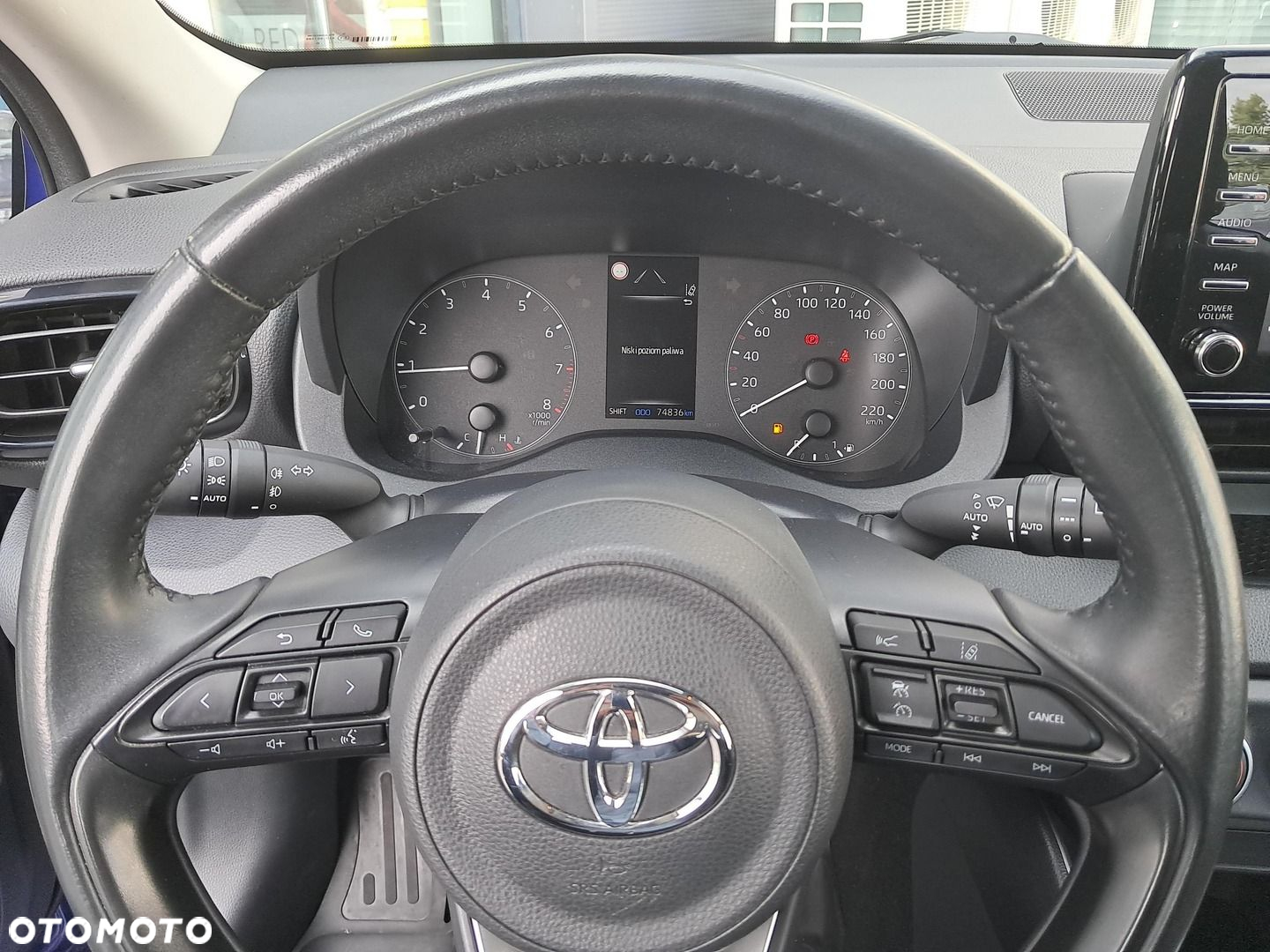 Toyota Yaris - 17
