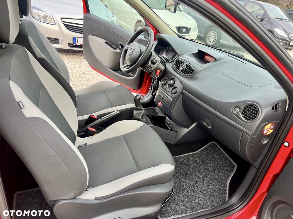 Renault Clio 1.2 16V 75 Dynamique - 30