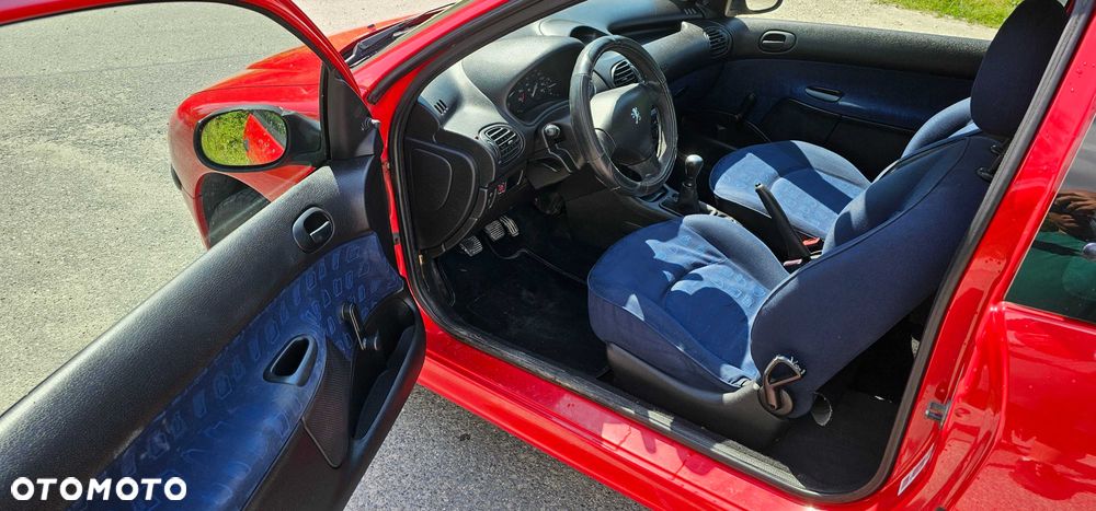 Peugeot 206 - 8