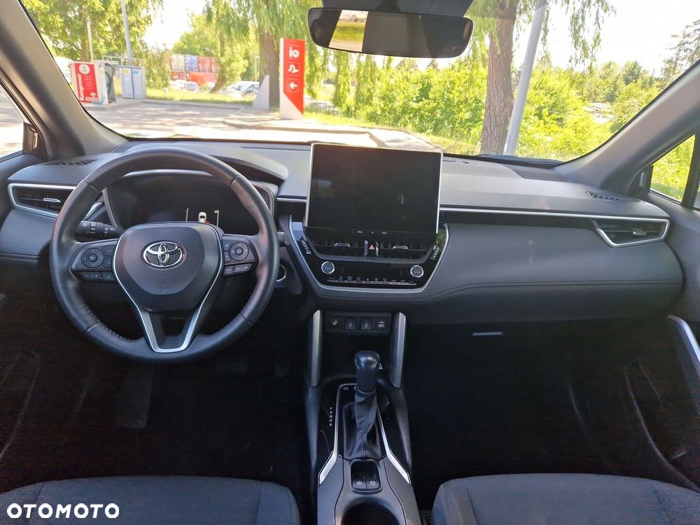 Toyota Corolla Cross - 9