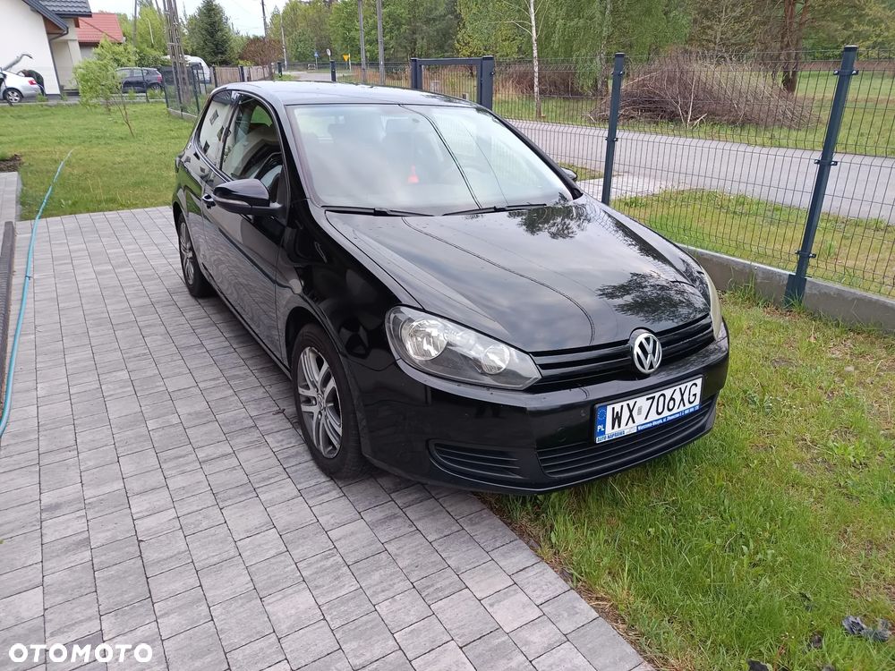 Volkswagen Golf - 1