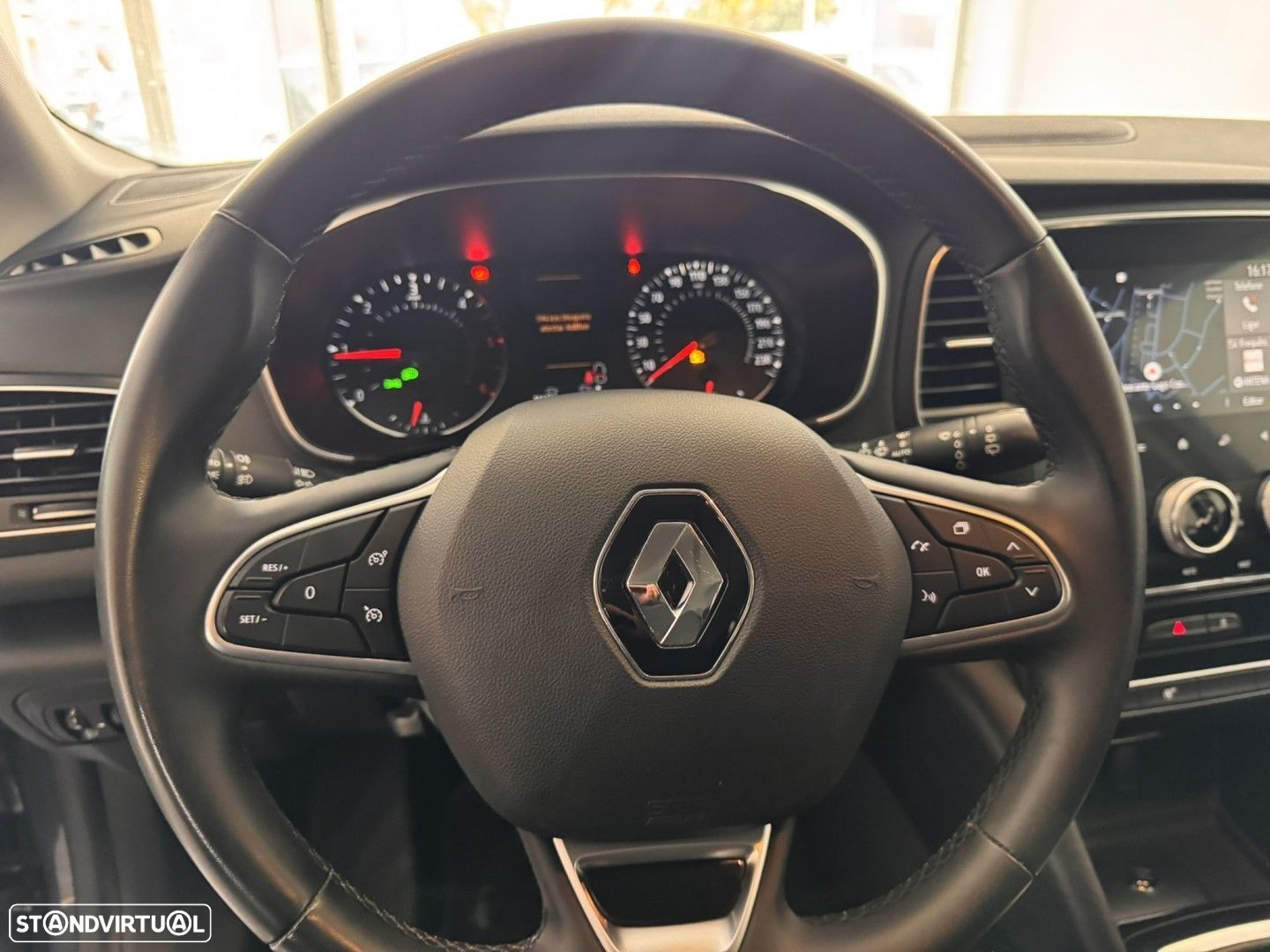 Renault Mégane Sport Tourer - 18