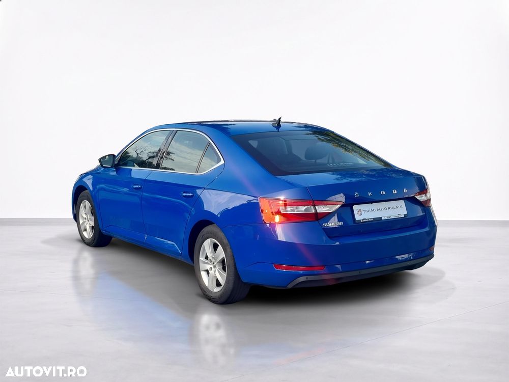 Skoda Superb 1.5 TSI DSG Ambition - 4