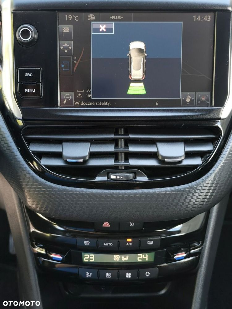 Peugeot 2008 1.6 BlueHDi Active S&S - 23