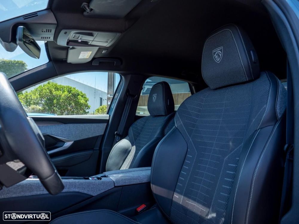 Peugeot E-3008 73 kWh GT - 24