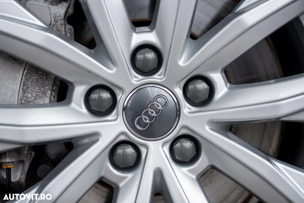 Audi Q5 40 TDI quattro S tronic - 13