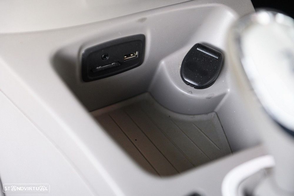 Renault Zoe (c/ Bateria) 22 kwh Life - 43