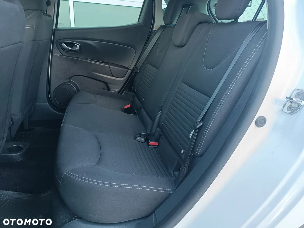 Renault Clio 1.2 16V Limited Plus - 18