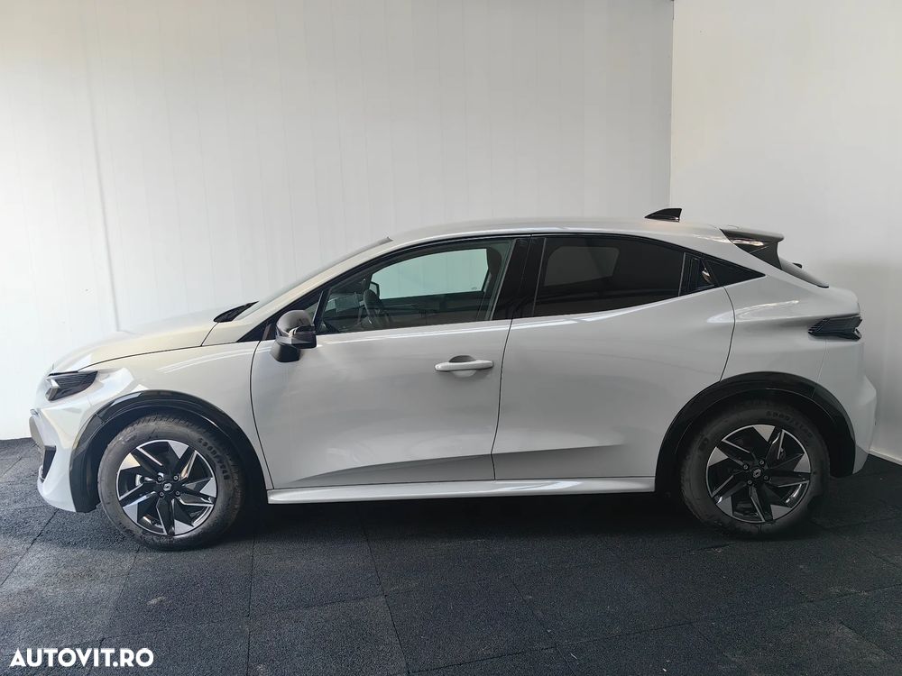 Renault Clio VI TCe 115 EDC Techno - 4