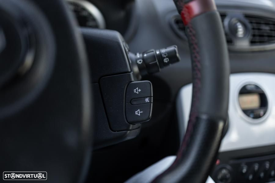 Renault Clio 2.0 16V Sport - 53