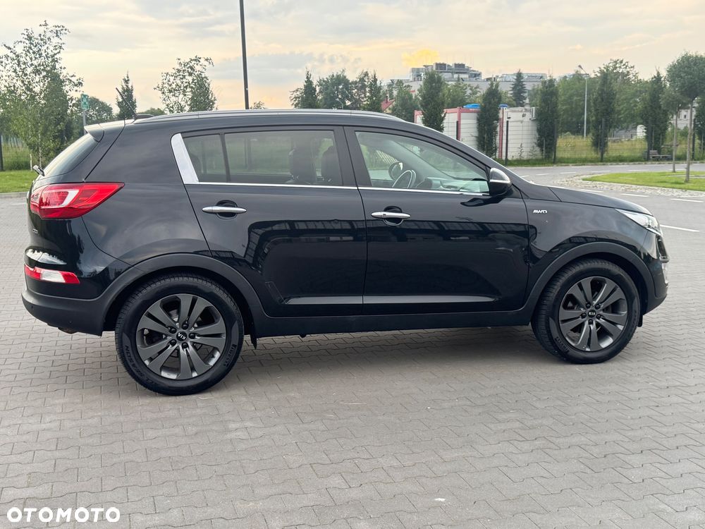 Kia Sportage 2.0 CRDI AWD Dream-Team Edition - 5