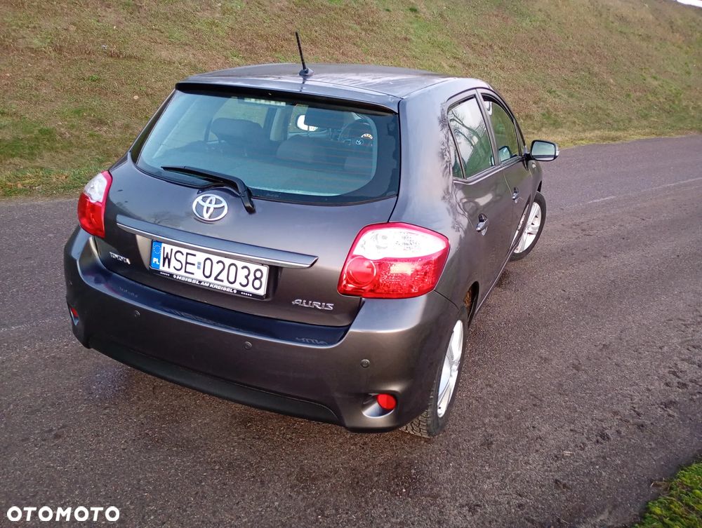 Toyota Auris 1.6 Premium Comfort MS - 34