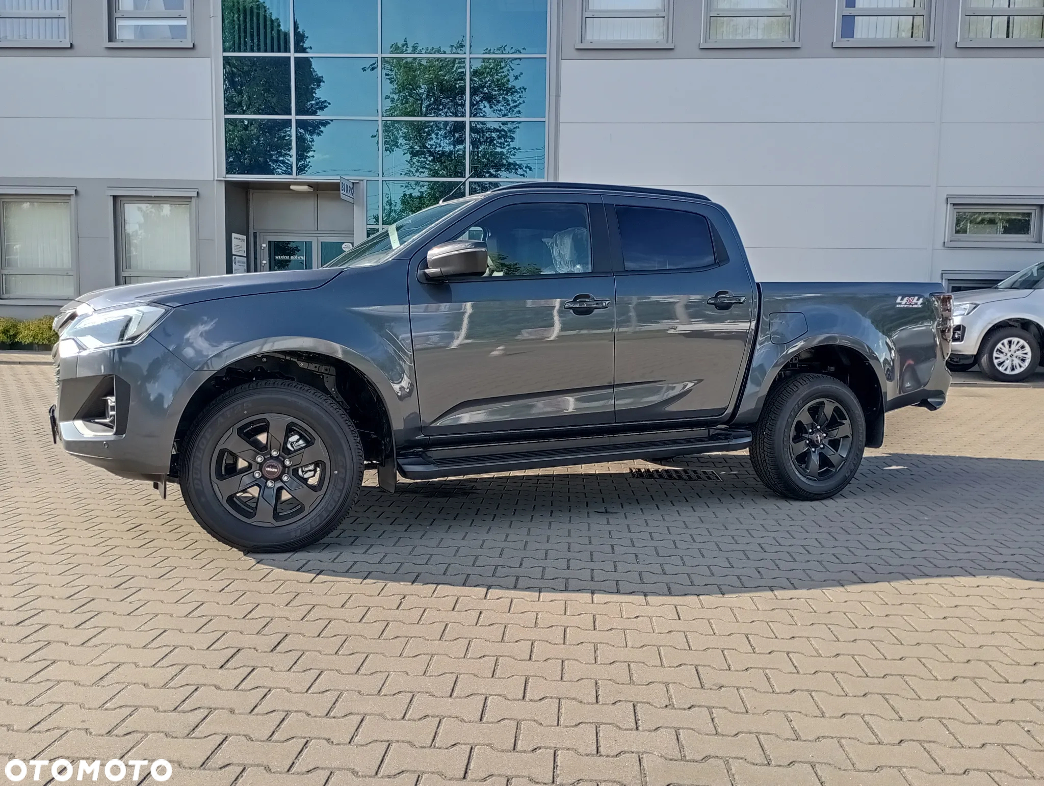 Isuzu D-Max 1.9 DC LSE - 11
