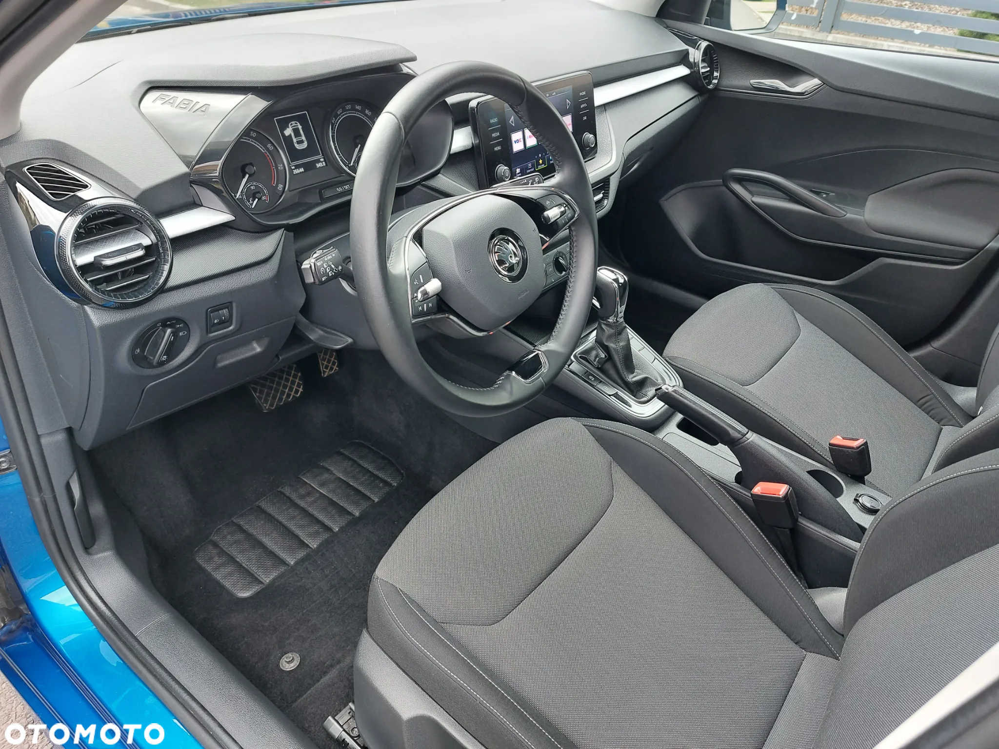 Skoda Fabia 1.0 TSI Ambition DSG - 8