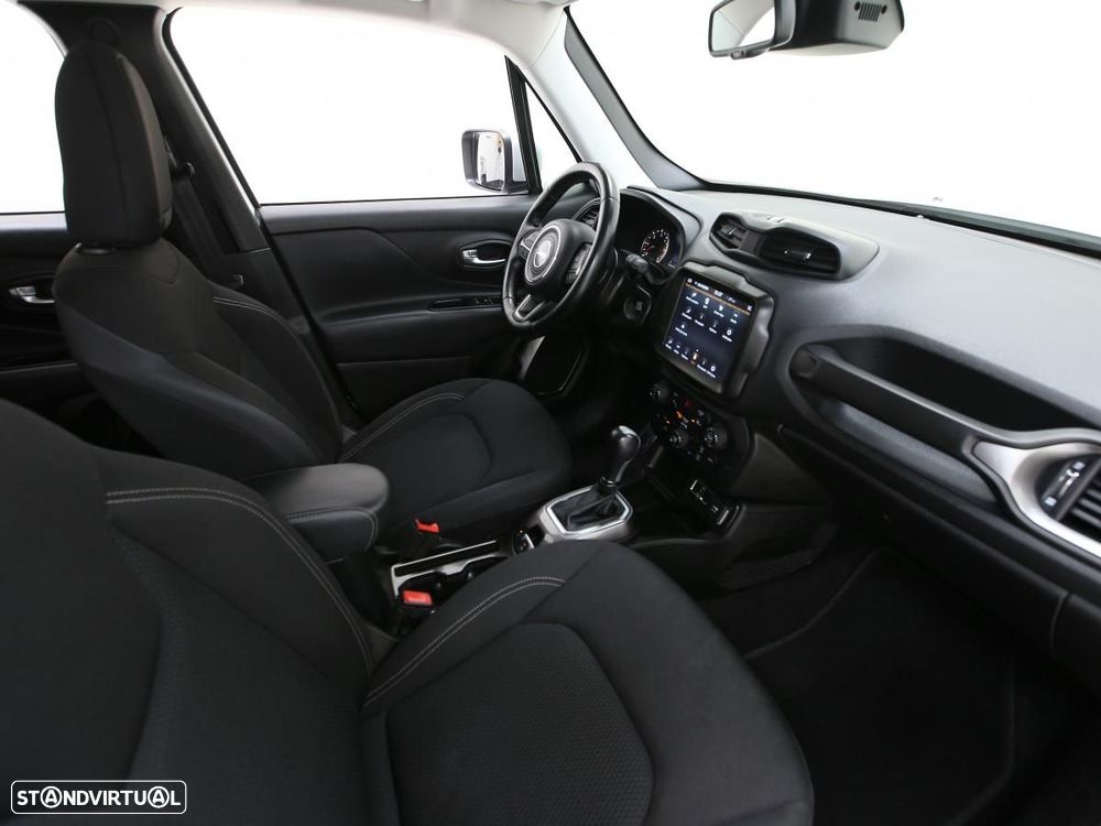Jeep Renegade - 11