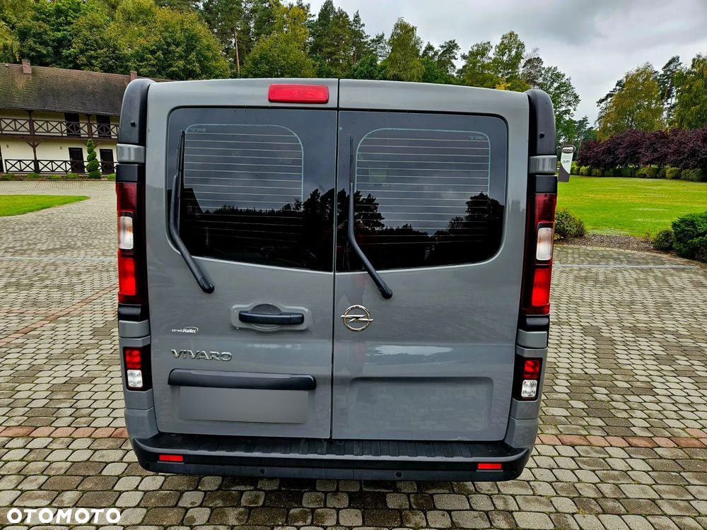 Opel Vivaro - 12