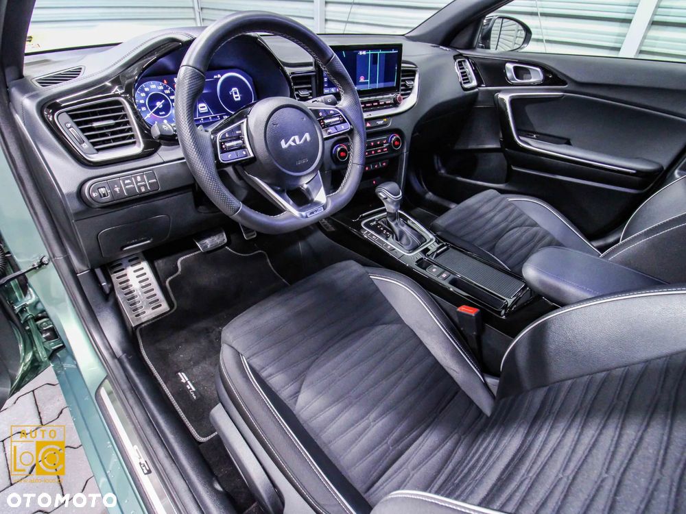 Kia ProCeed 1.5 T-GDI DCT7 OPF GT LINE - 17