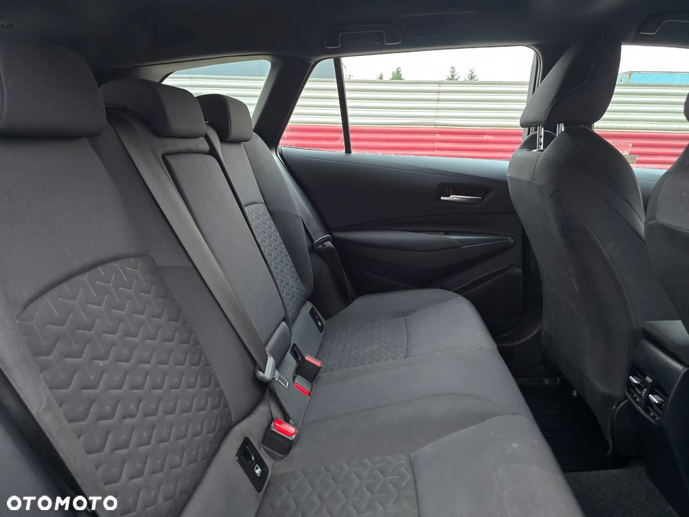 Toyota Corolla 1.8 Hybrid GPF Comfort - 18