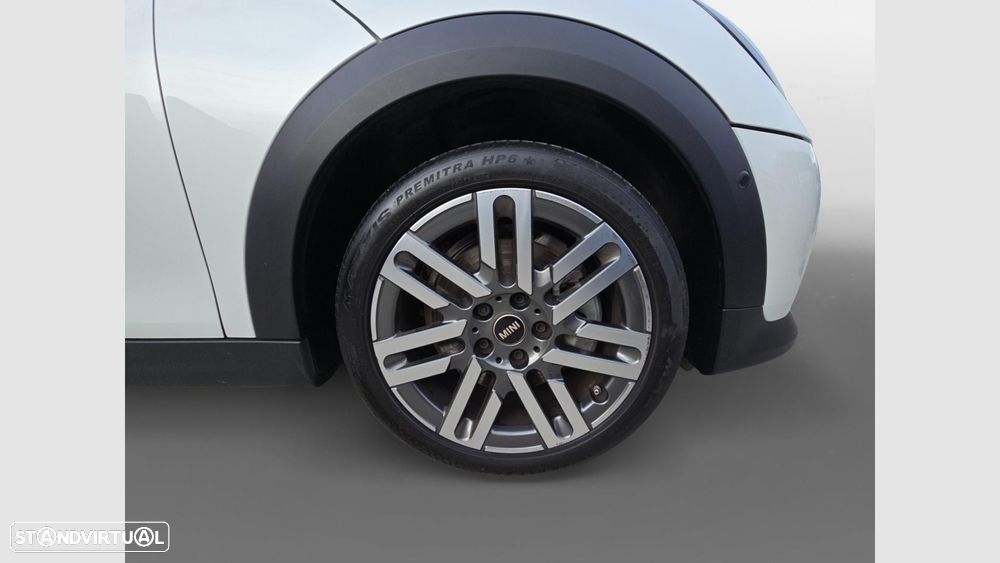 MINI 3 Portas Cooper C Classic M - 16