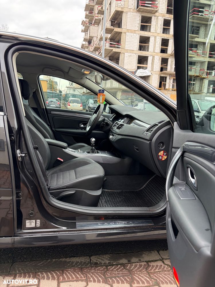 Renault Laguna dCi 110 FAP Sportway - 10