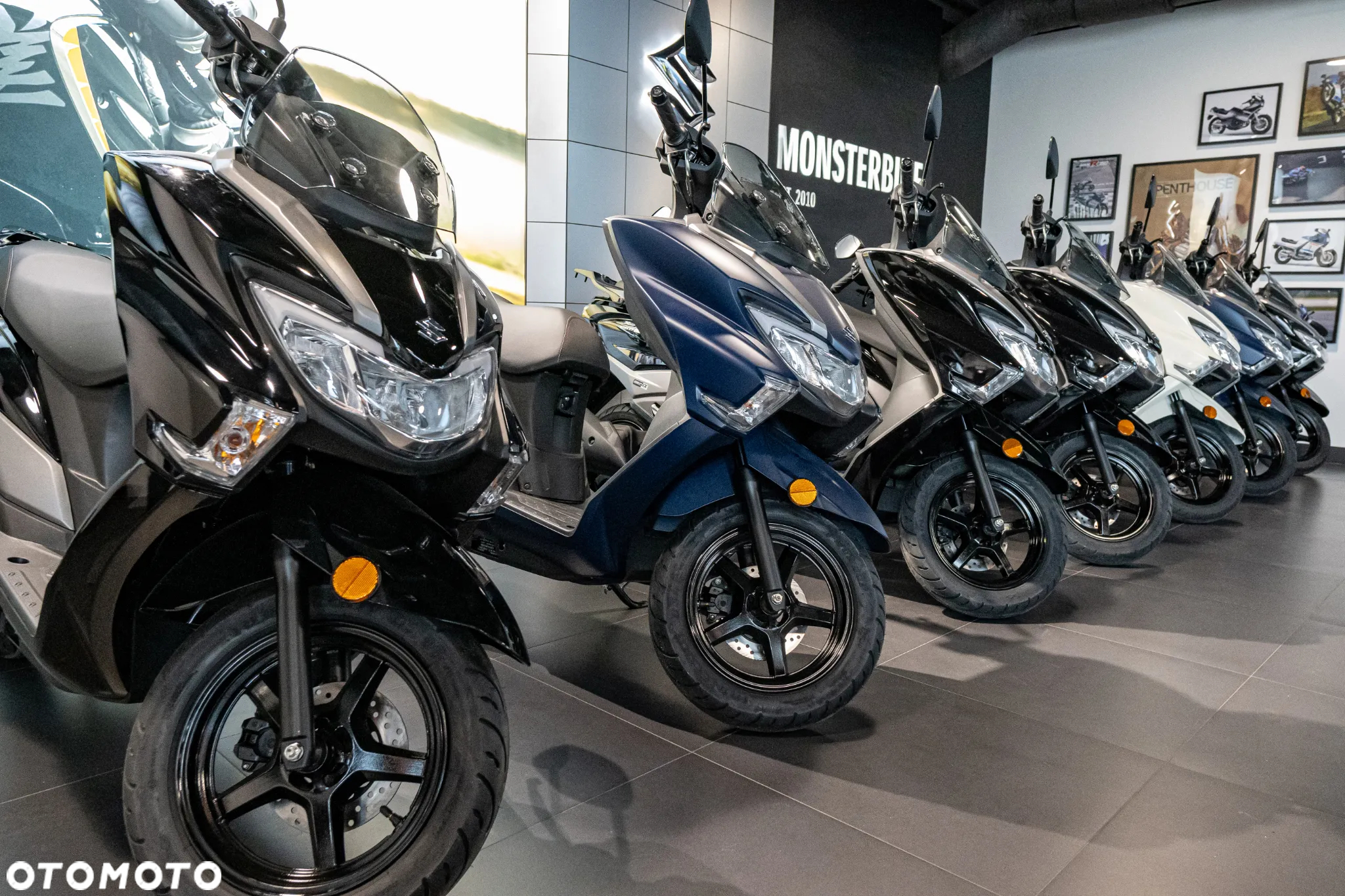 Suzuki Burgman - 11