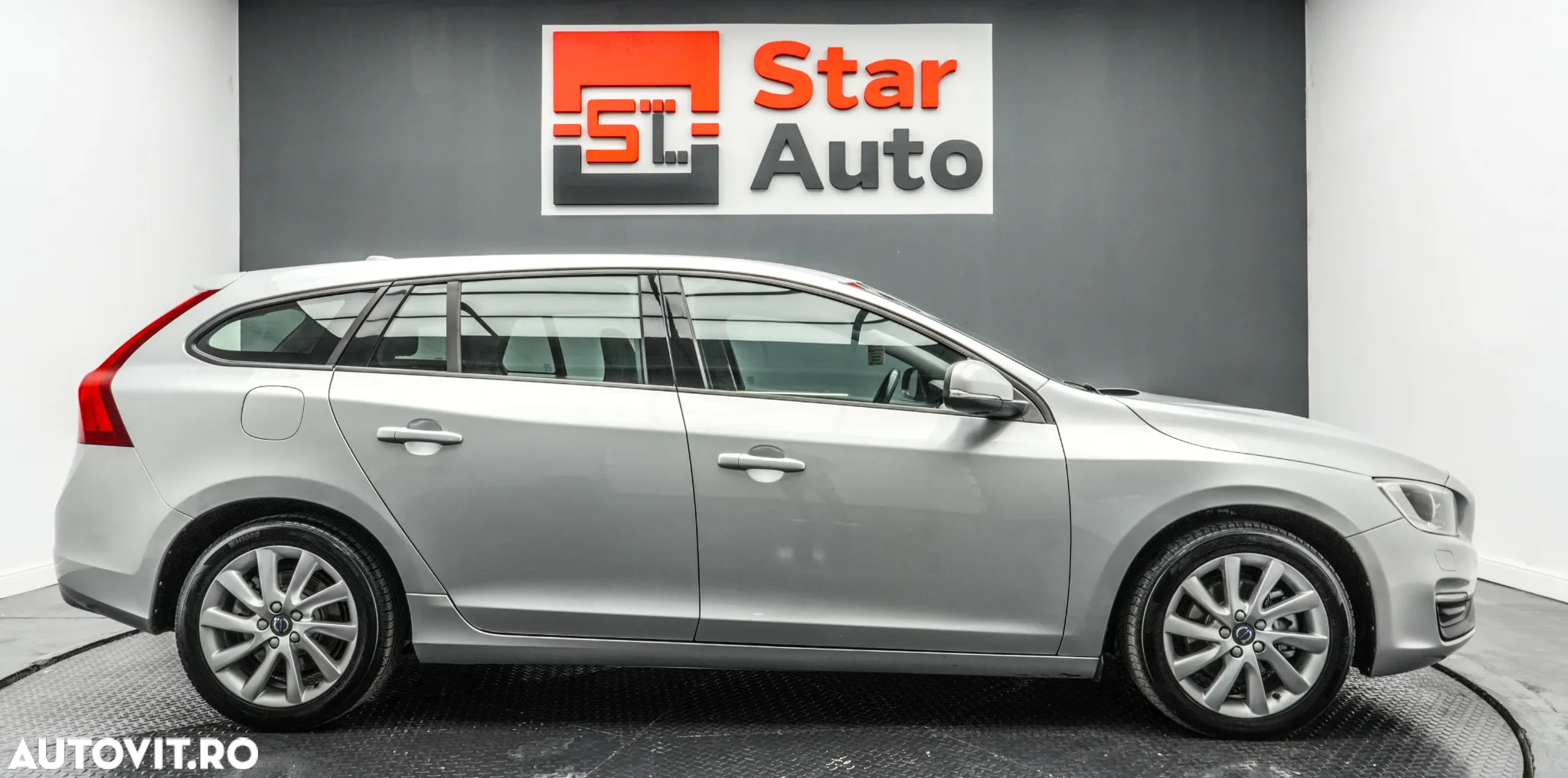 Volvo V60 D3 Summum - 10