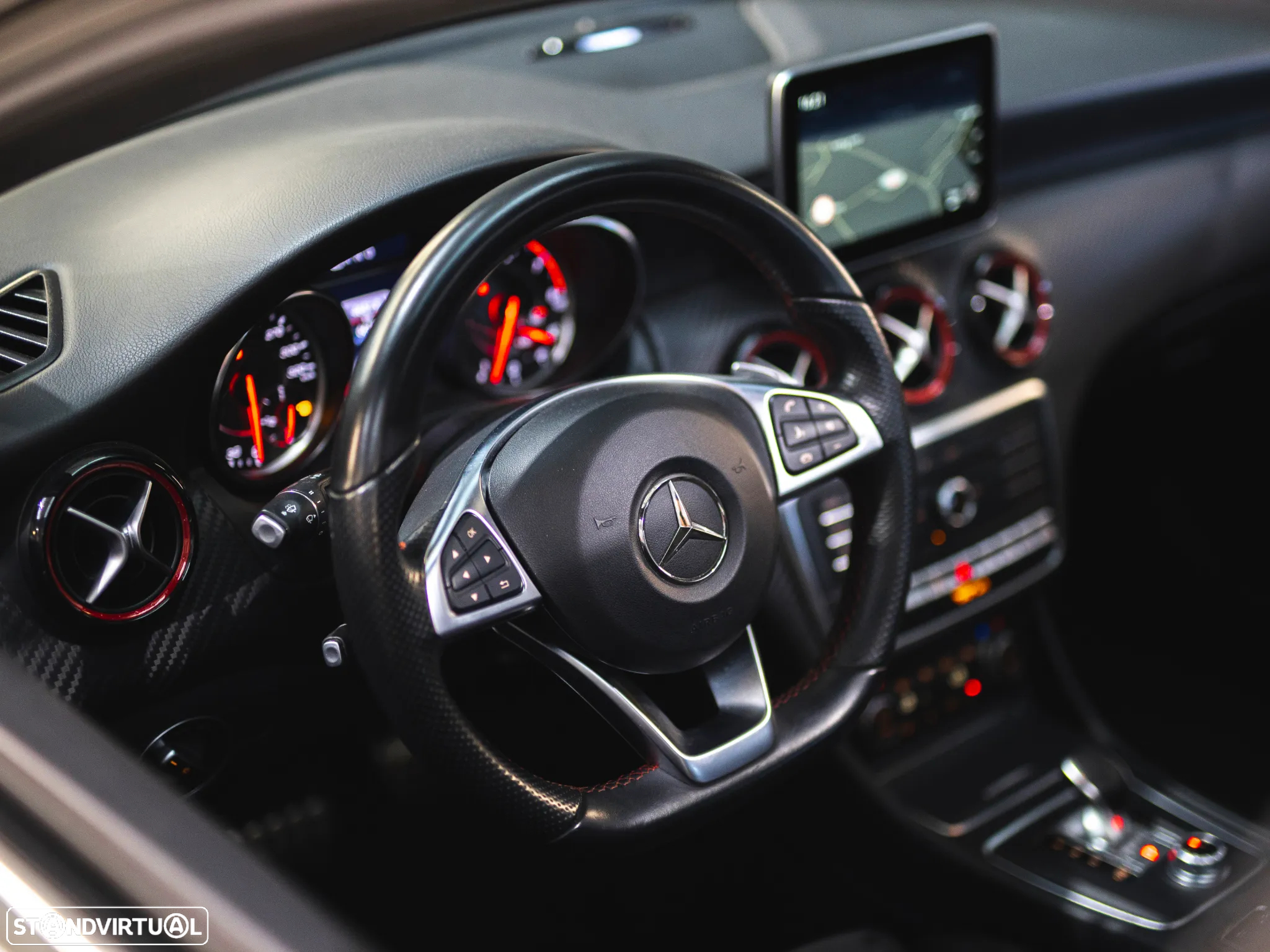 Mercedes-Benz A 45 AMG 4-Matic - 15