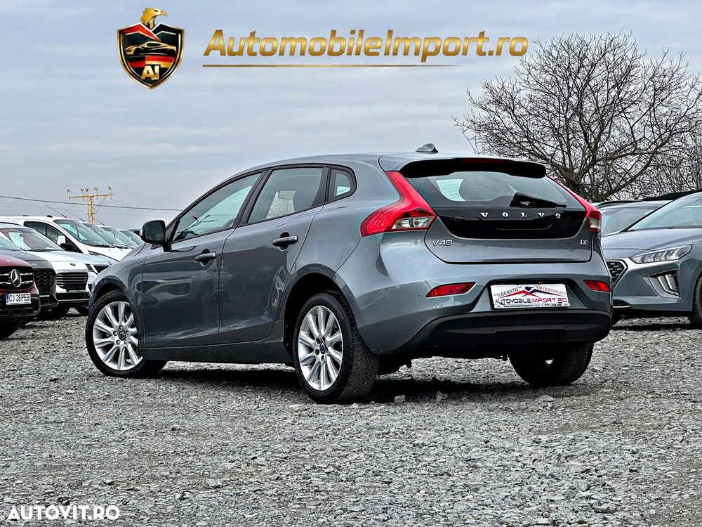 Volvo V40 D2 Aut. Momentum - 5