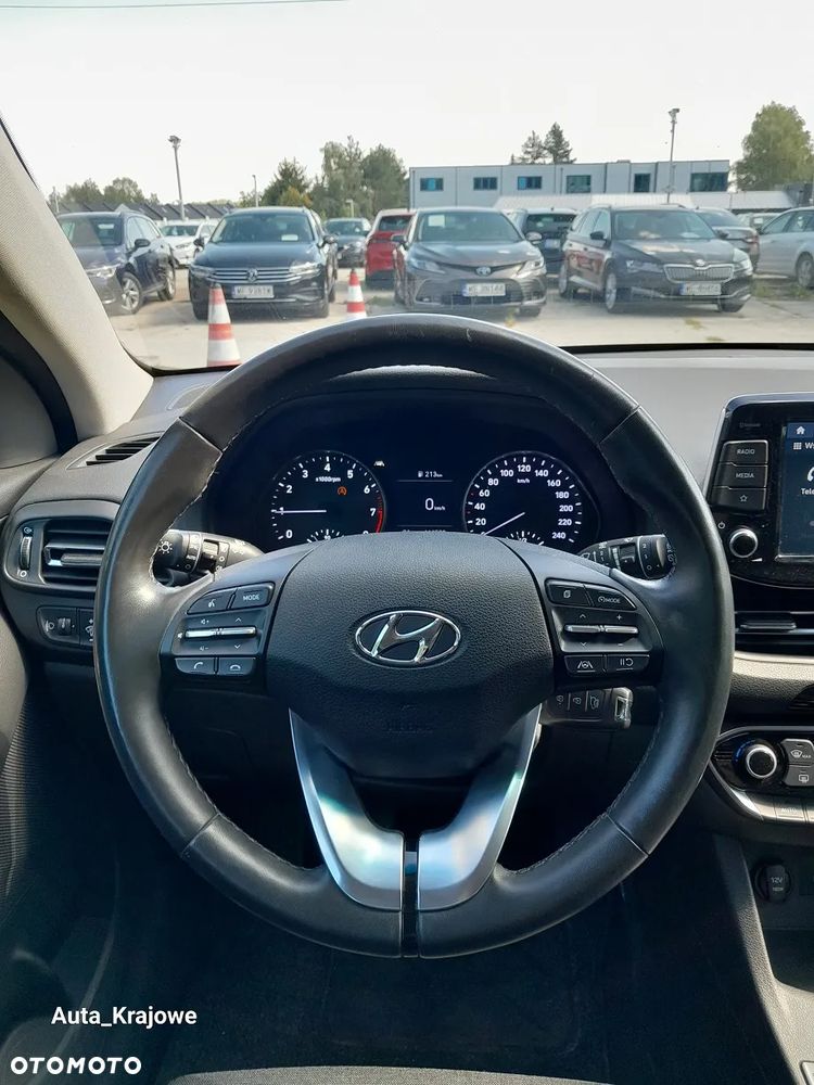 Hyundai i30 1.0 T-GDI Smart - 12