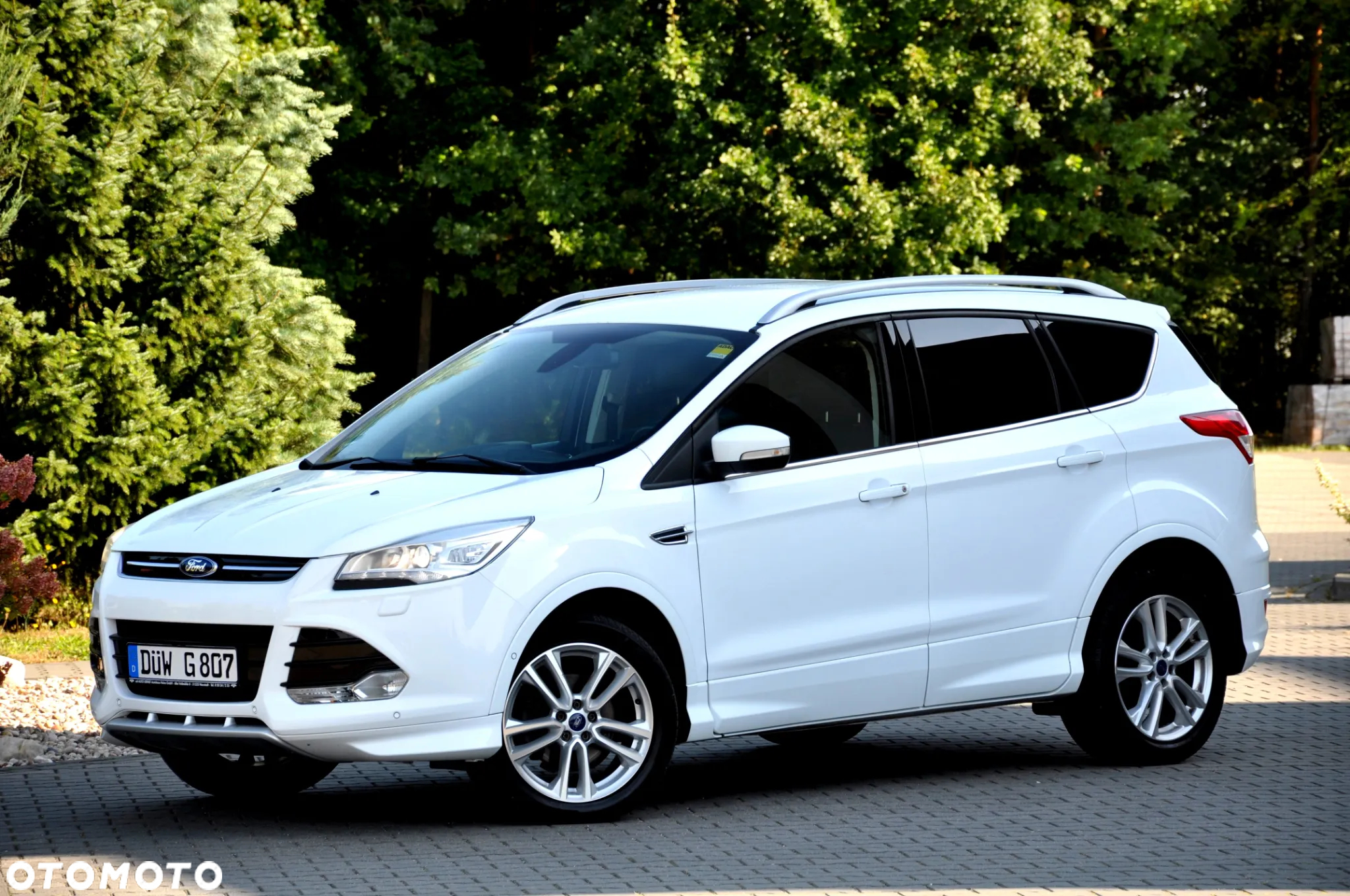 Ford Kuga 1.6 EcoBoost 2x4 Individual - 3