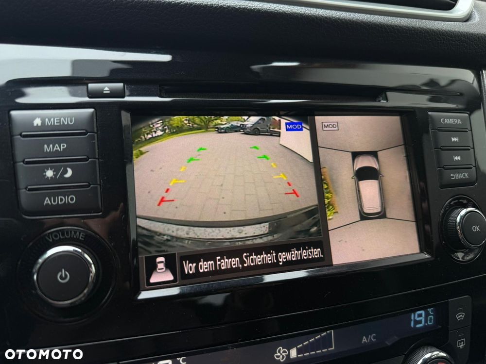 Nissan Qashqai 1.7 dCi 4x4 Tekna Xtronic - 29