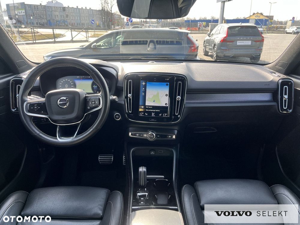 Volvo XC 40 - 35