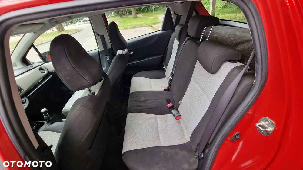 Toyota Yaris 1.33 Sol - 14
