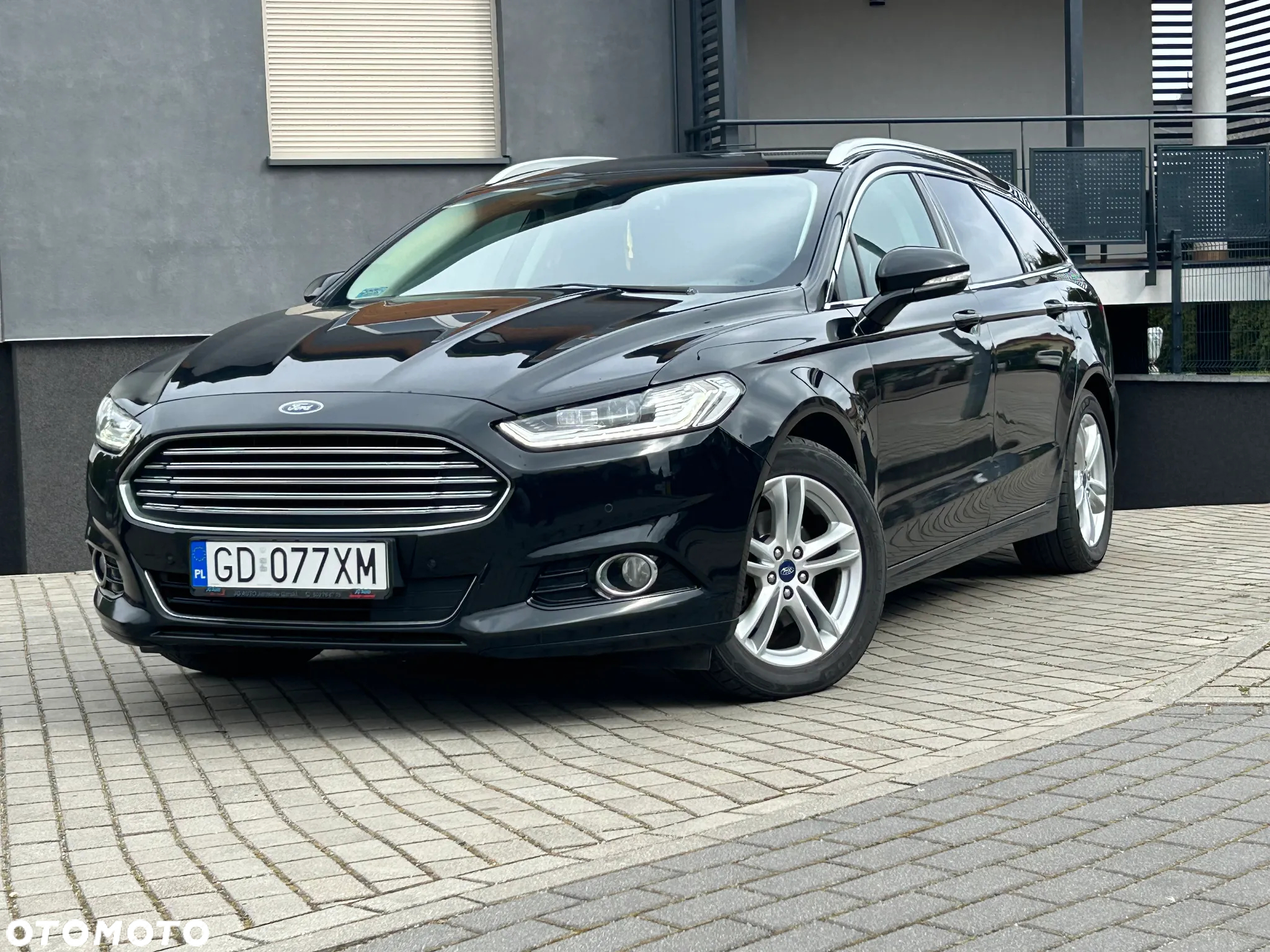 Ford Mondeo 2.0 TDCi PowerShift-Aut Allrad Titanium - 2