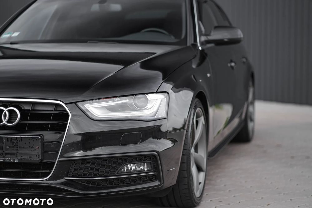 Audi A4 Avant 2.0 TDI DPF clean diesel S line Sportpaket - 5