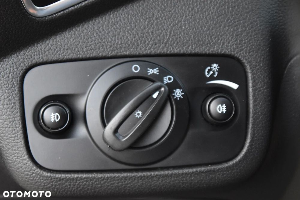 Ford Kuga - 23