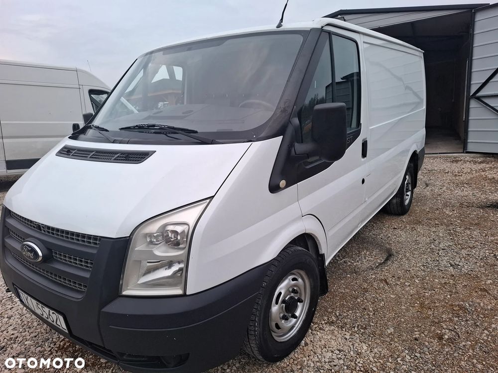 Ford Transit - 9