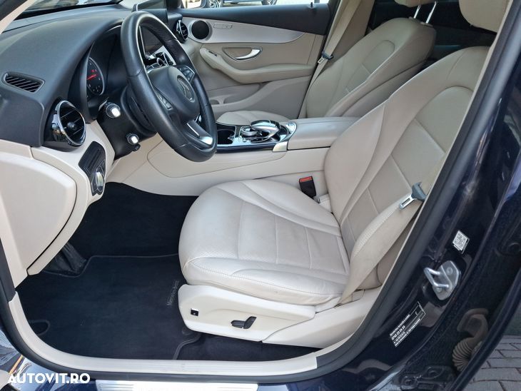 Mercedes-Benz GLC 250 d 4MATIC - 13