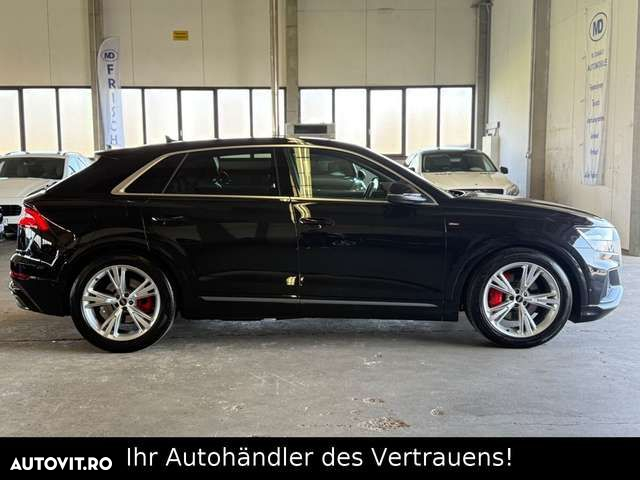 Audi Q8 - 5