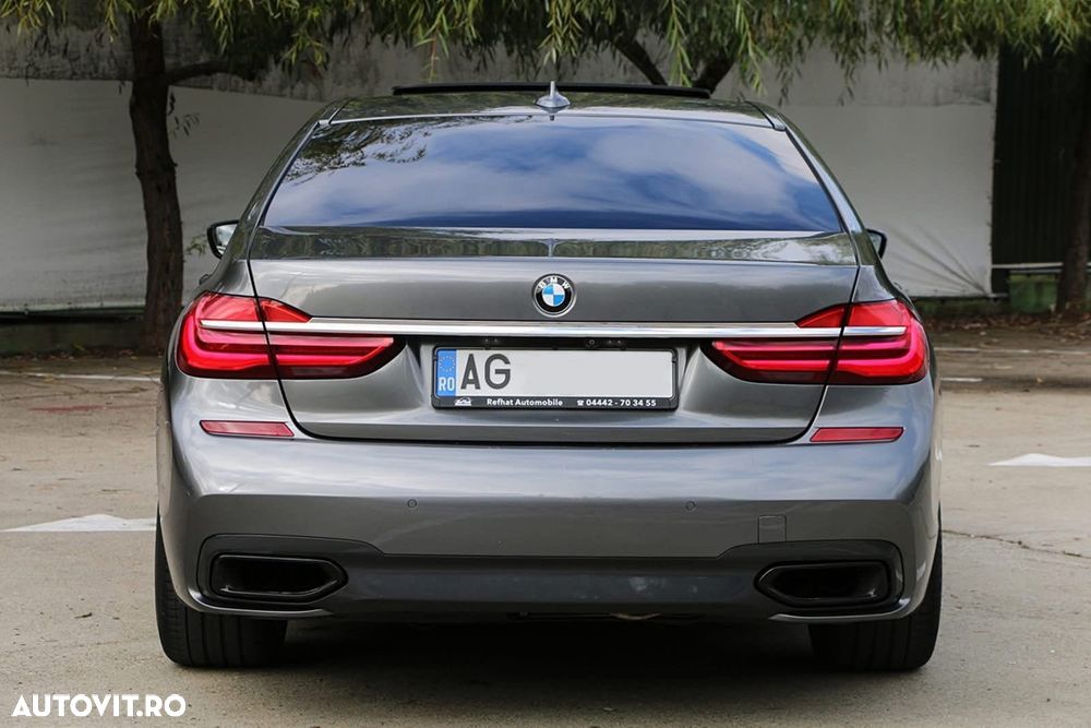 BMW Seria 7 750i xDrive Edition Exclusive - 7