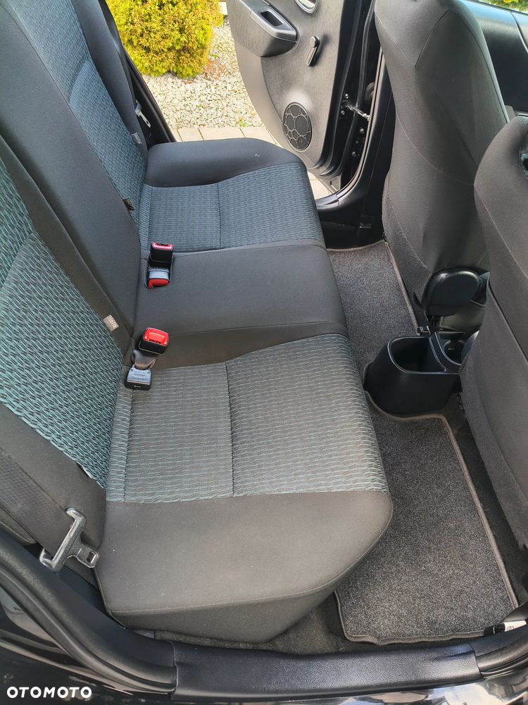 Toyota Yaris 1.33 VVT-i Executive - 13