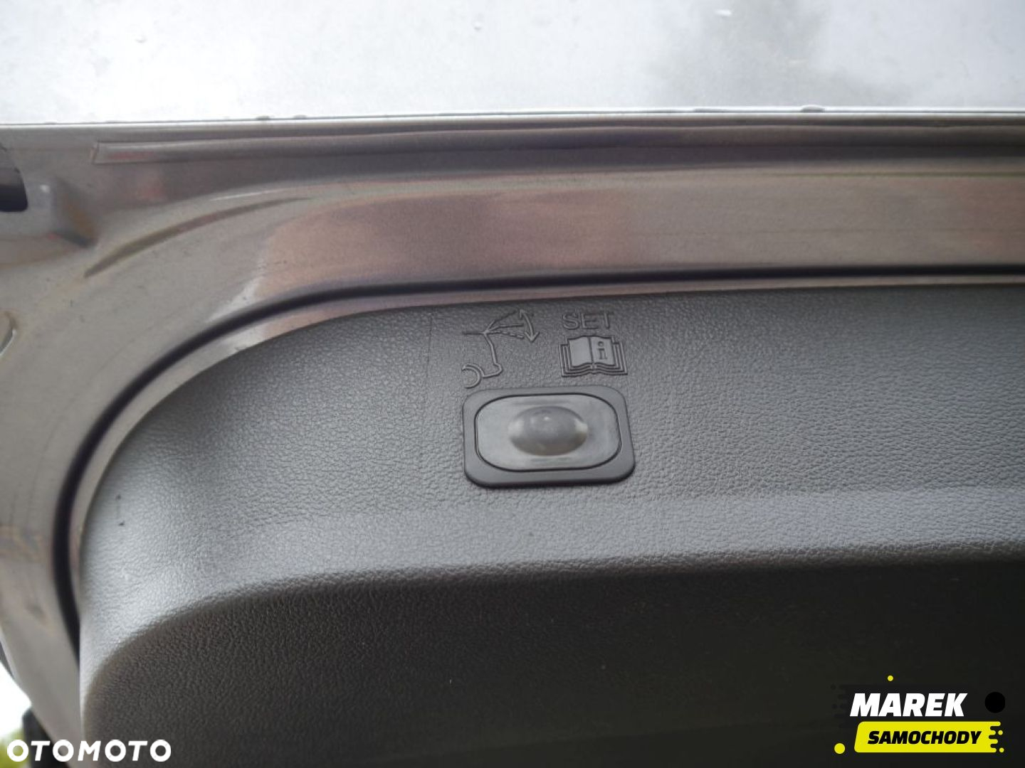 Ford Kuga - 14