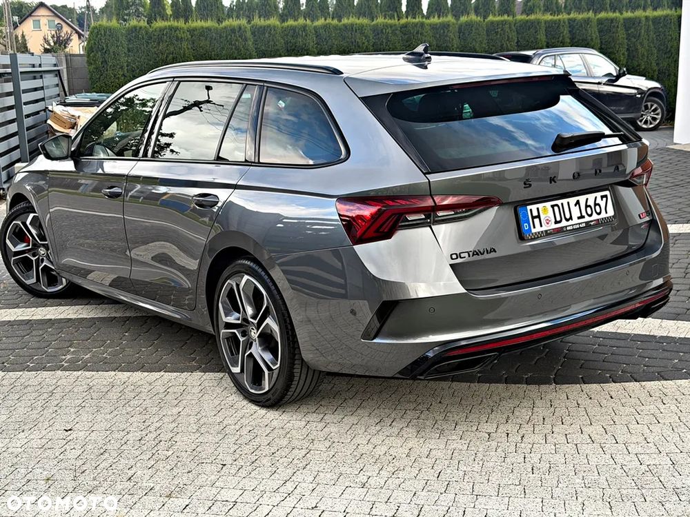 Skoda Octavia 2.0 TDI RS DSG - 13