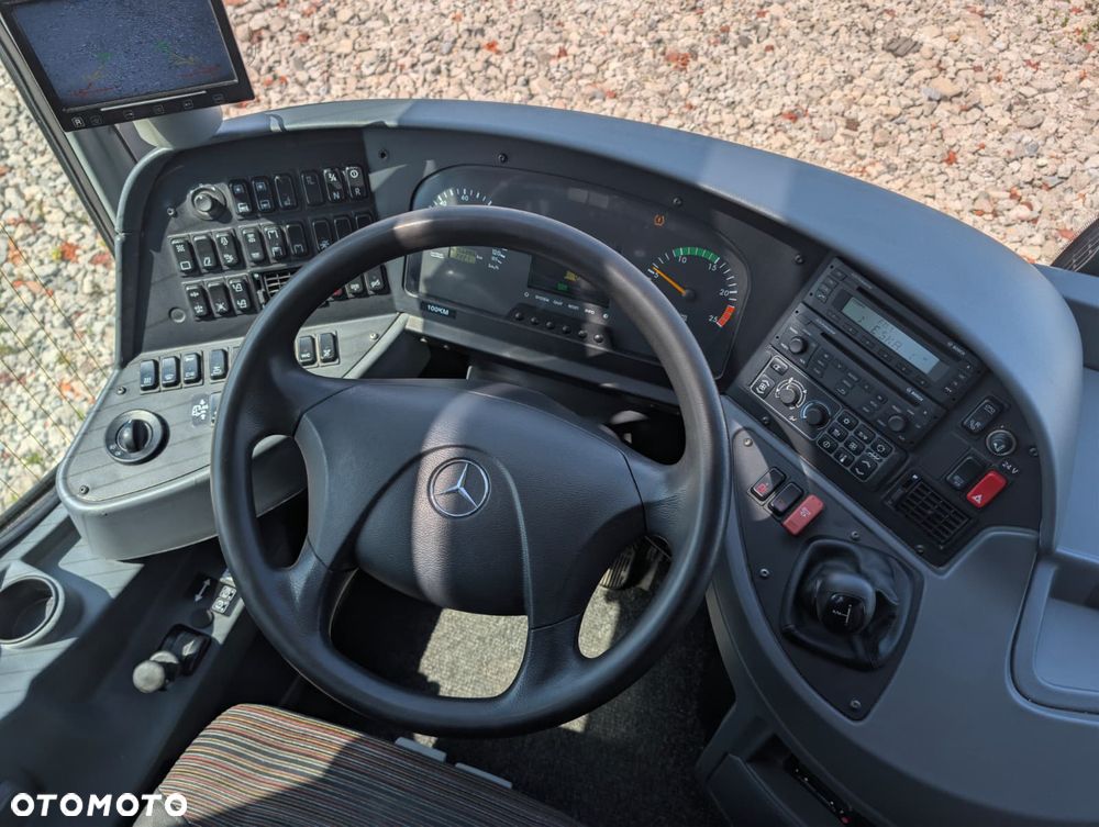Mercedes-Benz Tourismo - 21