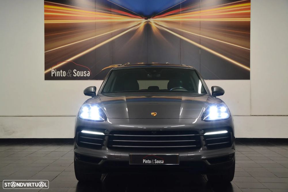 Porsche Cayenne E-Hybrid - 4