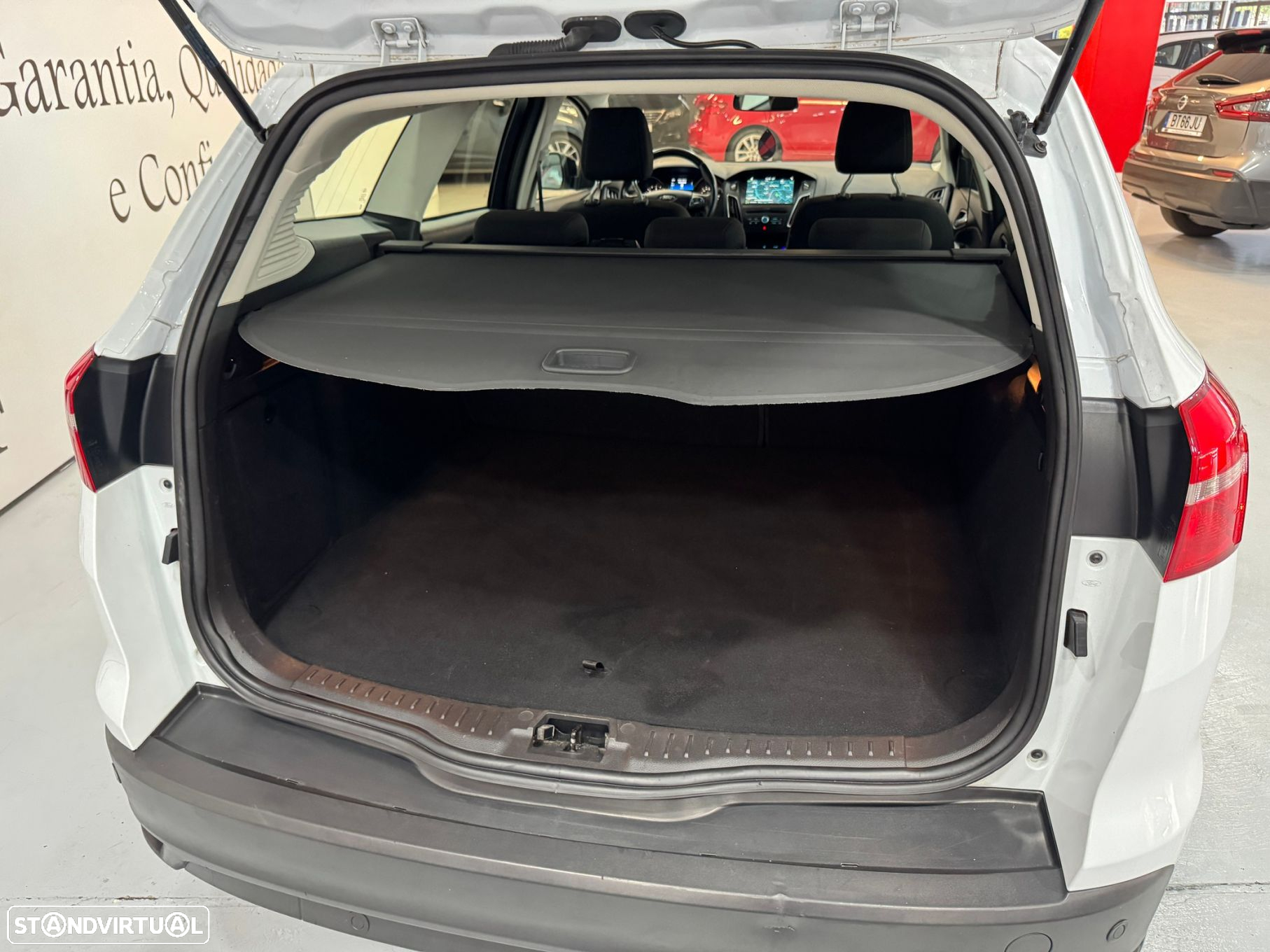 Ford Focus SW 1.5 TDCi Trend ECOnetic - 41