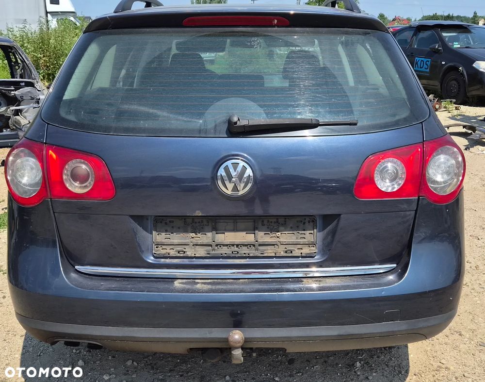 VW Passat B6 1,9 TDI 77kW 105KM kombi 5-bieg manual LC5F - 4