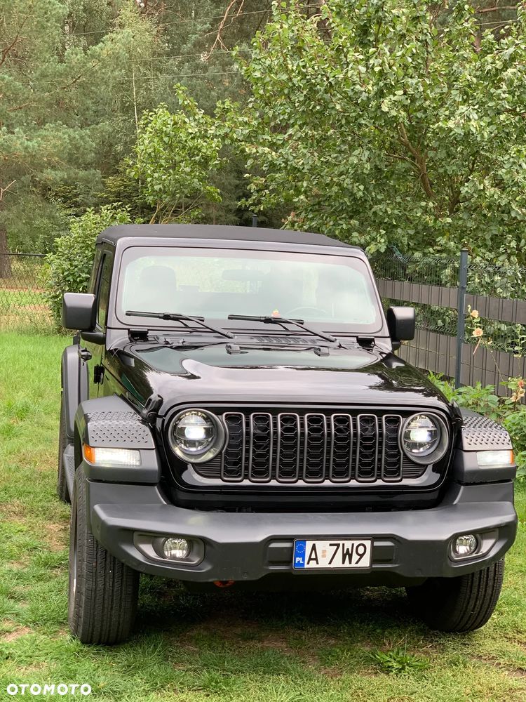 Jeep Wrangler - 3