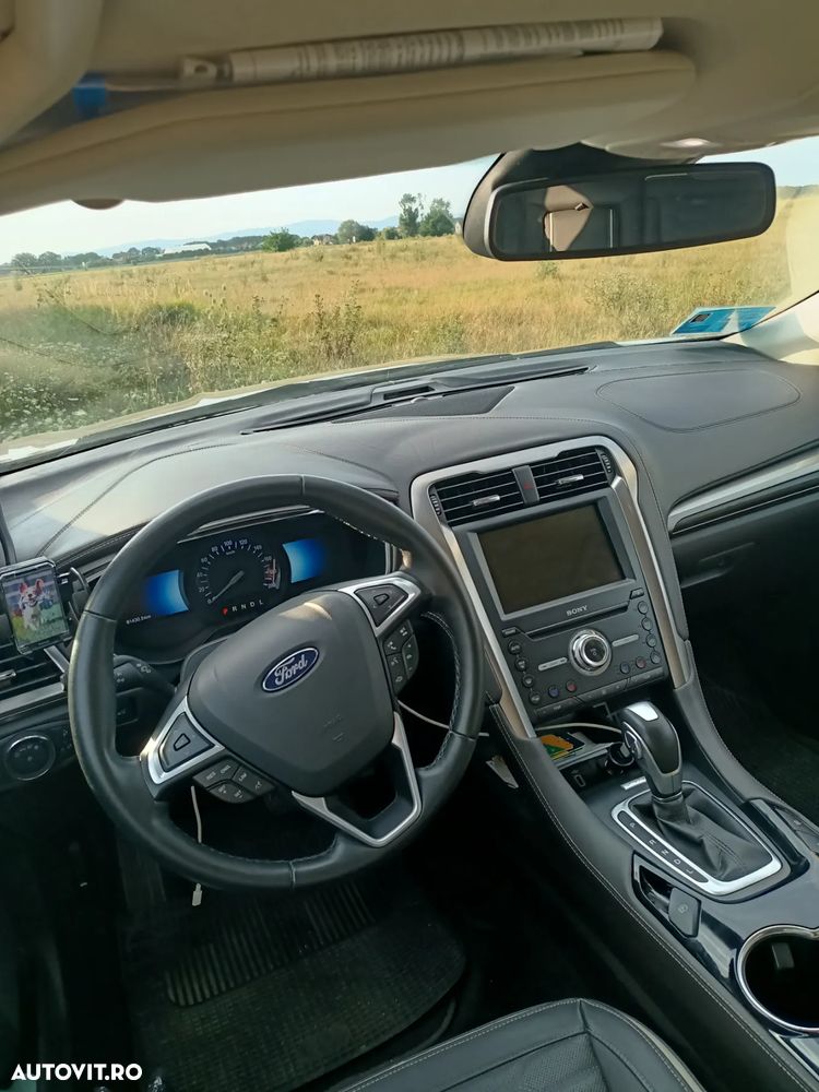 Ford Mondeo 2.0 HEV Vignale - 3